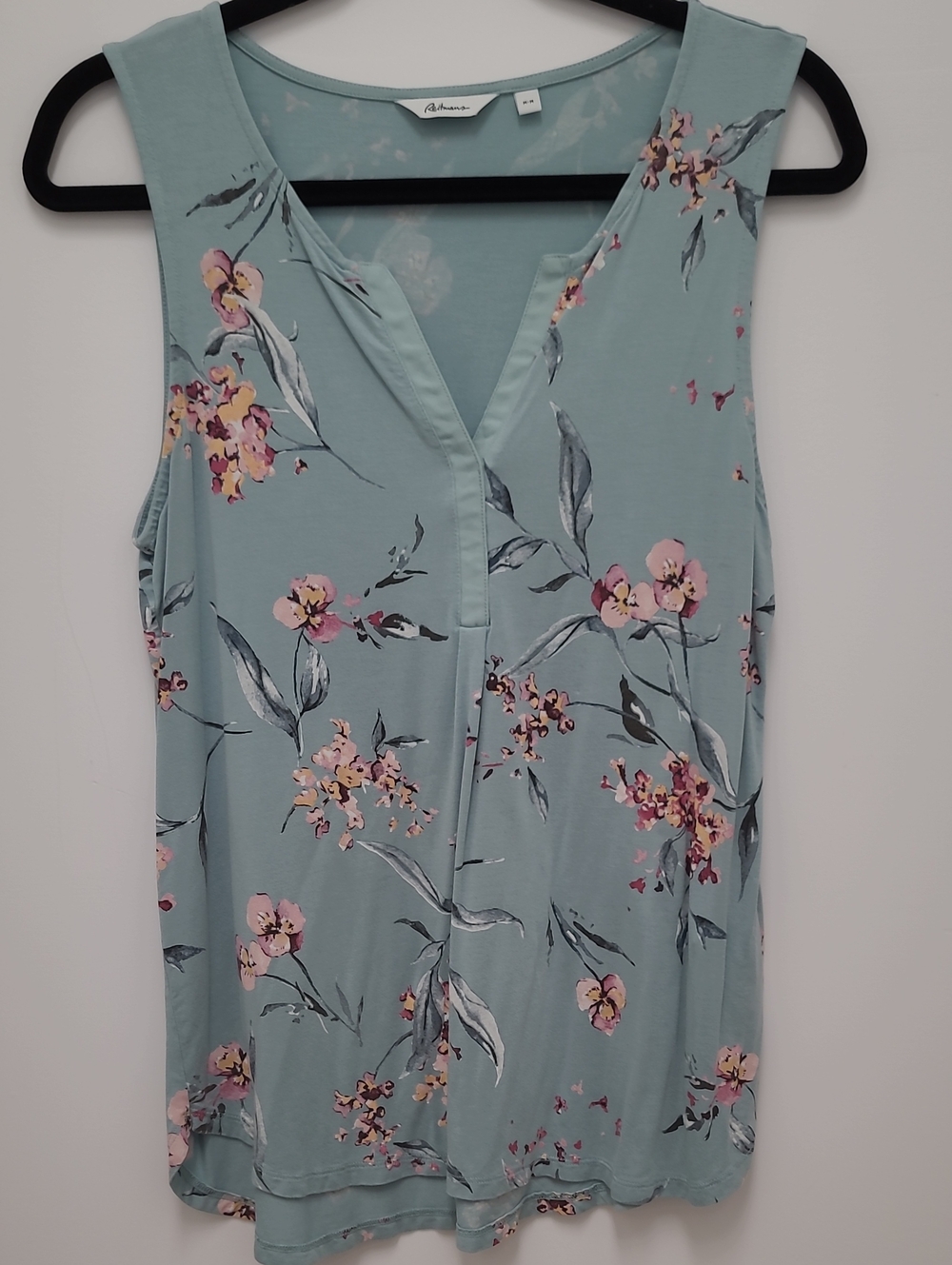 Reitmans Light Seafoam Floral V-Neck Sleeveless Camisole
